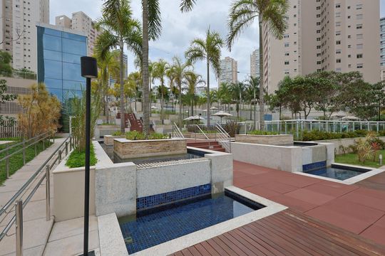 Área comum - Piscina de apartamento à venda com 3 quartos, 250m² em Vila da Serra, Nova Lima