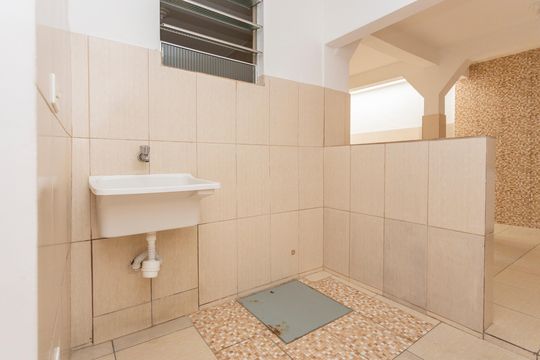 Casa 2 - Área de serviço de casa à venda com 5 quartos, 345m² em Jardim das Flores, São Paulo