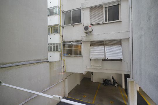 Vista da sala  de apartamento para alugar com 1 quarto, 40m² em Centro Histórico, Porto Alegre