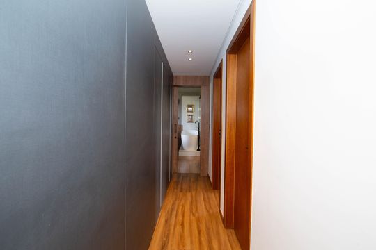 CORREDOR de apartamento à venda com 4 quartos, 148m² em Luxemburgo, Belo Horizonte