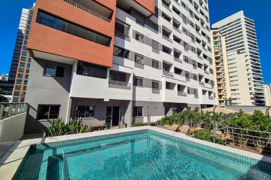 Piscina de apartamento à venda com 1 quarto, 24m² em Vila Nova Conceição, São Paulo