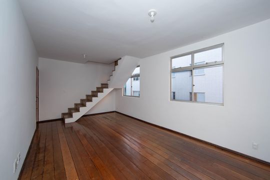 Apartamento para alugar com 3 quartos, 180m² em Buritis, Belo Horizonte