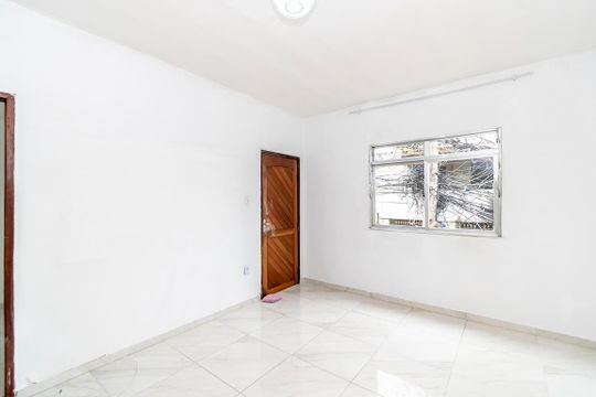 Sala de casa para alugar com 2 quartos, 60m² em Irajá, Rio de Janeiro