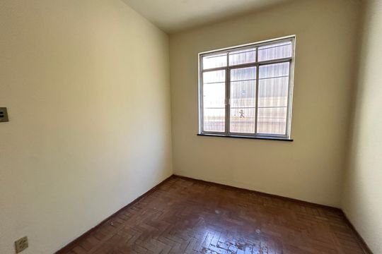 Quarto 3 de casa à venda com 4 quartos, 220m² em Quintino Bocaiúva, Rio de Janeiro
