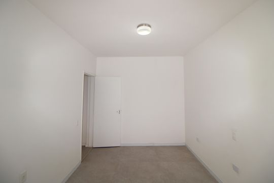 Quarto 2 de casa para alugar com 2 quartos, 160m² em Vila Santa Maria, São Paulo