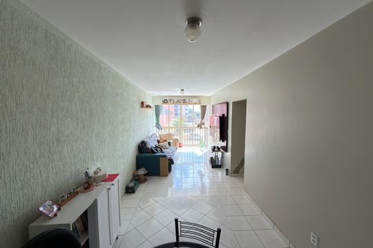 Sala de apartamento para alugar com 3 quartos, 75m² em Taguatinga, Brasília