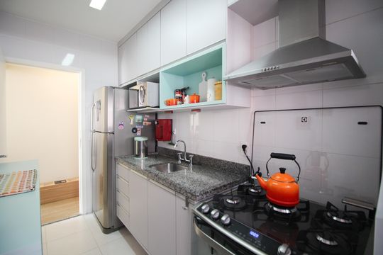 Cozinha de apartamento à venda com 2 quartos, 64m² em Vila Olímpia, São Paulo