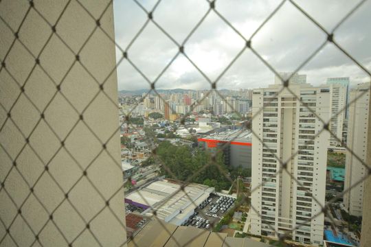 Suíte vista  de apartamento para alugar com 2 quartos, 77m² em Centro, São Bernardo do Campo