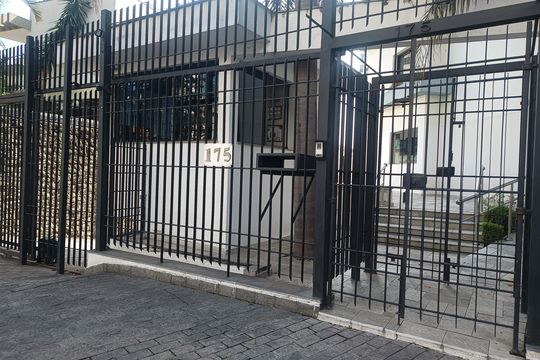 Fachada e portaria de apartamento à venda com 4 quartos, 540m² em Jardim Avelino, São Paulo