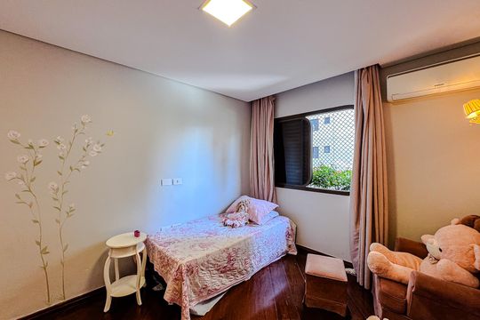 Quarto 2 - Suíte de apartamento à venda com 4 quartos, 300m² em Vila Regente Feijó, São Paulo