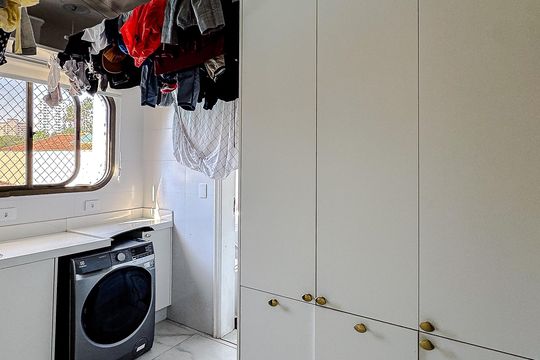 Área de Serviço de apartamento à venda com 4 quartos, 300m² em Vila Regente Feijó, São Paulo