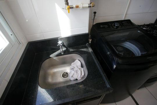 Área de Serviço de apartamento à venda com 2 quartos, 43m² em Anil, Rio de Janeiro