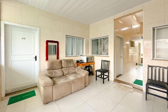 Área comum de kitnet/studio para alugar com 1 quarto, 25m² em Canasvieiras, Florianópolis