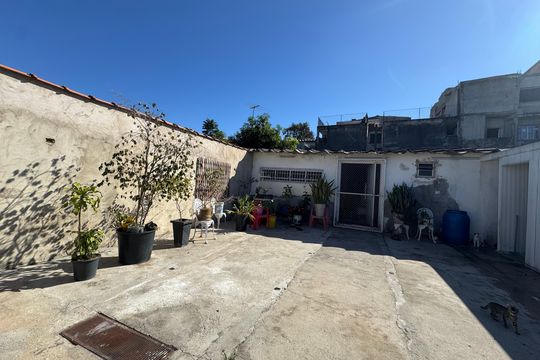Quintal de casa para alugar com 2 quartos, 380m² em Rochdale, Osasco