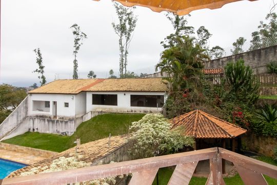 Sacada do Quarto 5 de casa de condomínio à venda com 5 quartos, 450m² em Portal dos Gramados, Guarulhos