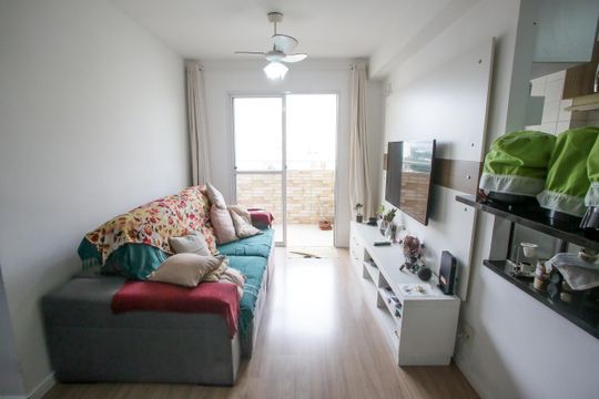 Sala de apartamento à venda com 3 quartos, 74m² em Taquara, Rio de Janeiro