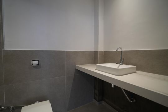 Banheiro de kitnet/studio à venda com 1 quarto, 40m² em Centro Histórico de São Paulo, São Paulo