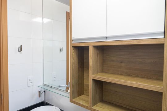 Banheiro de apartamento à venda com 2 quartos, 43m² em Fundacao da Casa Popular, Campinas