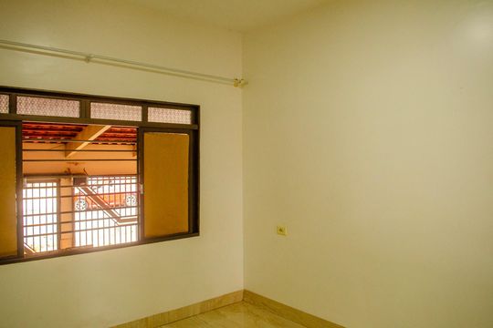 Casa para alugar com 6 quartos, 457m² em Setor Urias Magalhães, Goiânia