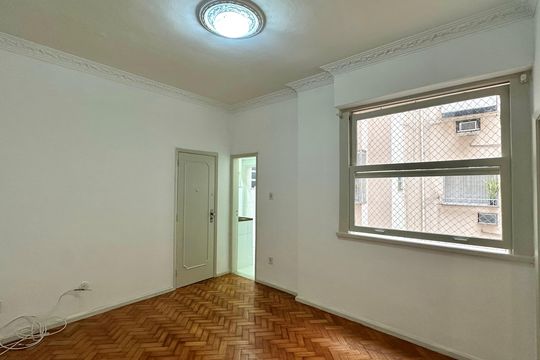 Apartamento à venda com 1 quarto, 41m² em Copacabana, Rio de Janeiro