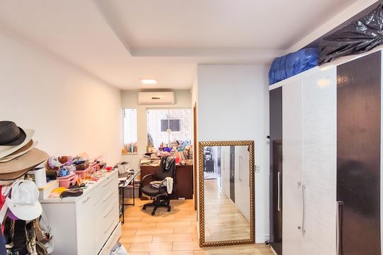 Quarto 1 Suíte  de casa para alugar com 5 quartos, 600m² em Vila da Penha, Rio de Janeiro