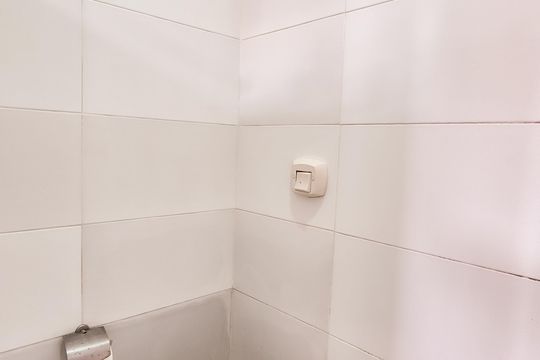 Banheiro Área de Serviço de casa para alugar com 5 quartos, 600m² em Vila da Penha, Rio de Janeiro