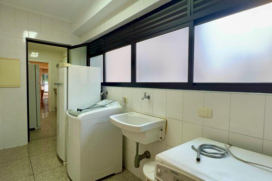 Área de Serviço de apartamento para alugar com 4 quartos, 165m² em Paraíso, São Paulo