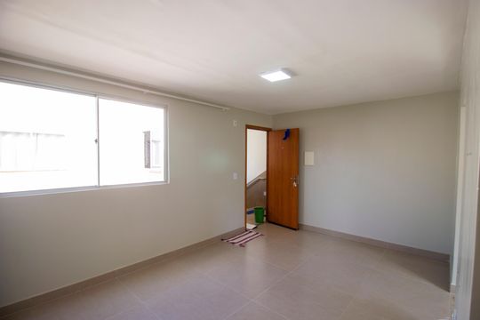 Sala de apartamento à venda com 2 quartos, 50m² em Riacho Fundo Ii - 1a Etapa, Brasília