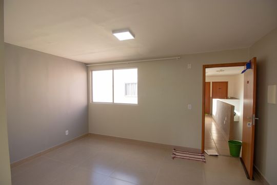 Sala de apartamento à venda com 2 quartos, 50m² em Riacho Fundo Ii - 1a Etapa, Brasília