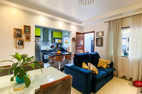 Sala  de casa à venda com 2 quartos, 68m² em Vila Lais, São Paulo