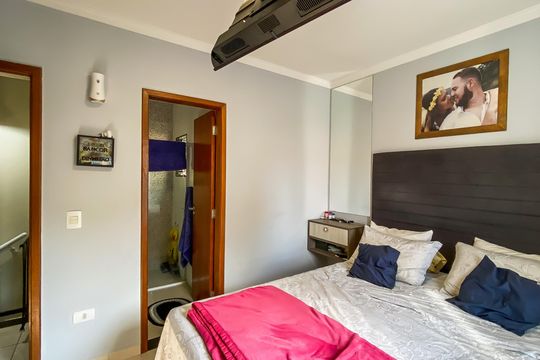 Suite 1 de casa à venda com 2 quartos, 68m² em Vila Lais, São Paulo