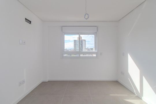 Quarto de apartamento à venda com 1 quarto, 44m² em Menino Deus, Porto Alegre