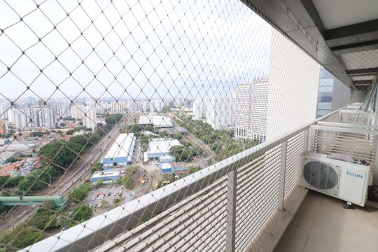 Sala/Quarto de apartamento para alugar com 1 quarto, 46m² em Centro, Osasco
