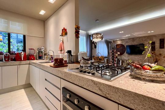 Apartamento à venda com 3 quartos, 97m² em Funcionários, Belo Horizonte