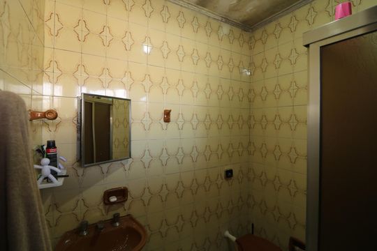 Banheiro de casa à venda com 2 quartos, 200m² em Vila Santa Clara, São Paulo