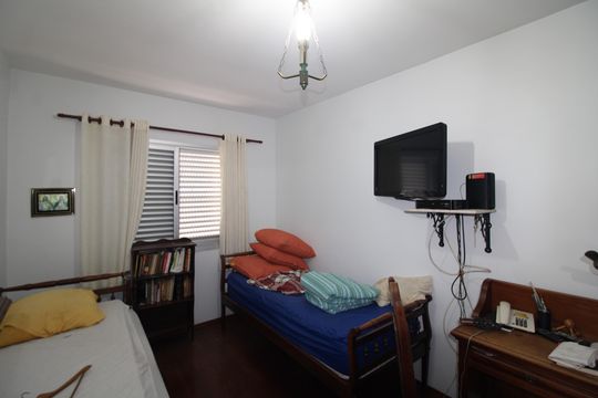 Quarto 1 de apartamento à venda com 2 quartos, 72m² em Vila Amélia, São Paulo