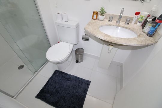 Banheiro de apartamento para alugar com 2 quartos, 63m² em Vila Industrial, São José dos Campos
