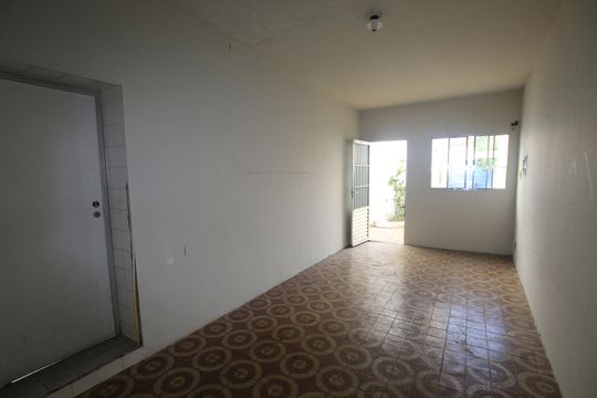 Edícula de casa à venda com 5 quartos, 220m² em Vila Monumento, São Paulo