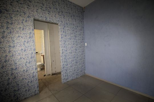 Quarto 5 de casa à venda com 5 quartos, 220m² em Vila Monumento, São Paulo