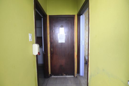 Corredor de casa à venda com 5 quartos, 220m² em Vila Monumento, São Paulo
