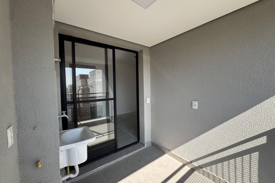 Sacada de apartamento à venda com 2 quartos, 38m² em Centro, Osasco