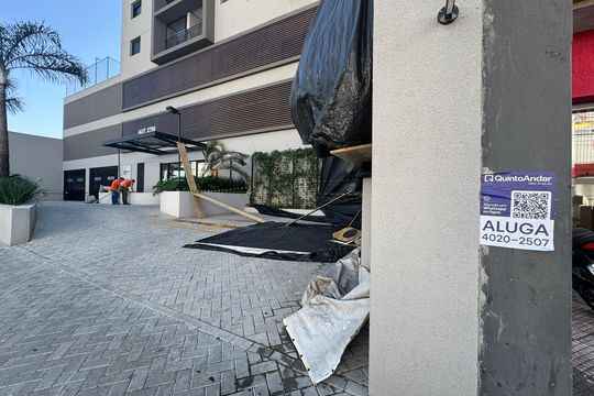 Fachada com Placa de apartamento à venda com 2 quartos, 38m² em Centro, Osasco