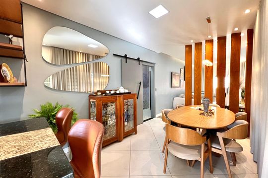 Sala de Jantar de casa à venda com 3 quartos, 320m² em São Benedito, Belo Horizonte