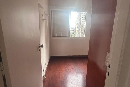 Quarto de apartamento à venda com 3 quartos, 75m² em Vila Gertrudes, São Paulo
