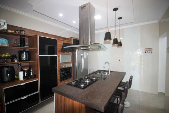 Cozinha de casa para alugar com 4 quartos, 250m² em Jardim Simus, Sorocaba
