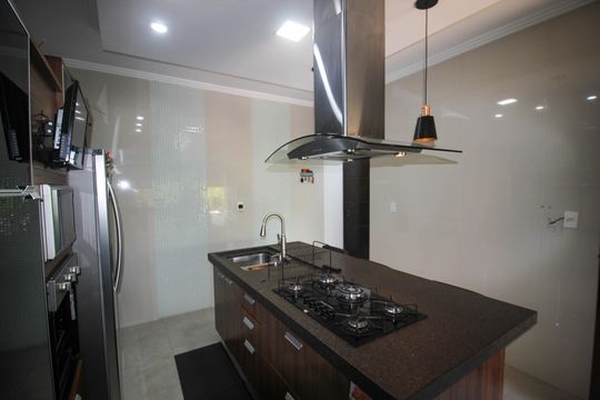 Cozinha de casa para alugar com 4 quartos, 250m² em Jardim Simus, Sorocaba