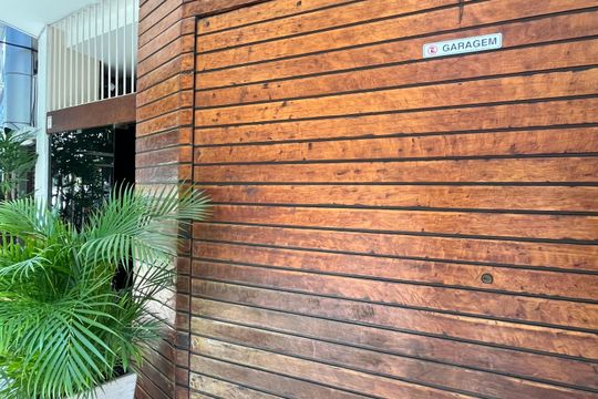 Fachada de apartamento à venda com 3 quartos, 90m² em Leblon, Rio de Janeiro