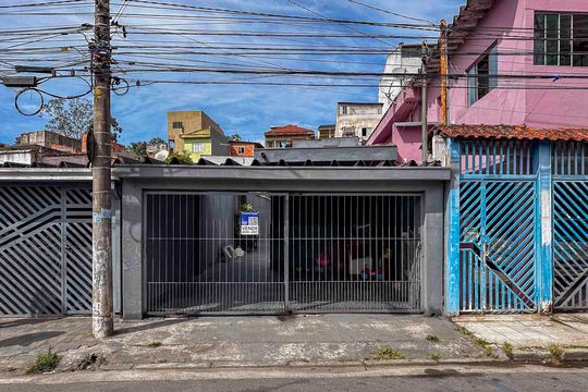 Fachada de casa à venda com 4 quartos, 155m² em Jardim Irene, Santo André