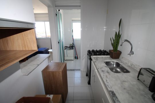 Cozinha de apartamento para alugar com 1 quarto, 40m² em Monte Castelo, São José dos Campos