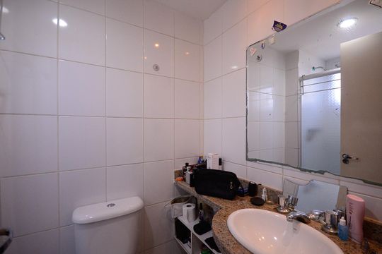 Banheiro Suite  de apartamento à venda com 3 quartos, 69m² em Jardim Celeste, São Paulo